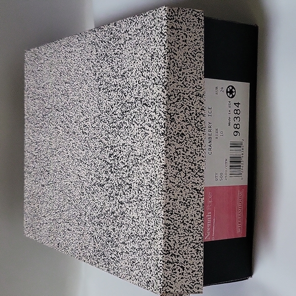 Cranberry Writing Envelopes 500 Count Box - Picture 11 of 12